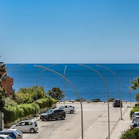 Dario - Magnolia Holidays Lägenhet *